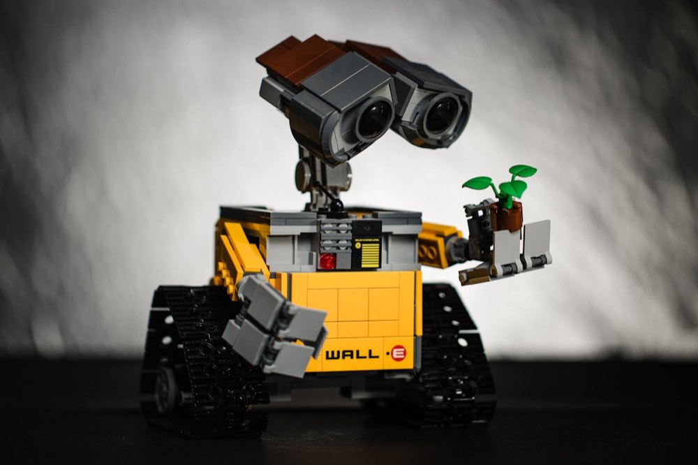 Humanoid robot hand detail illustrating 1X Technologies' new dexterous Neo hands