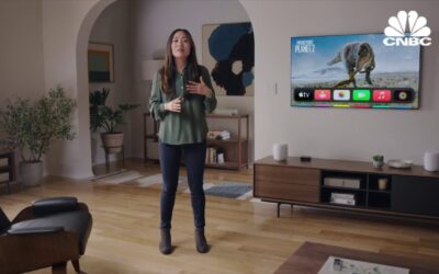 Apple’s new augmented reality headset uses eye and hand tracking to navigate